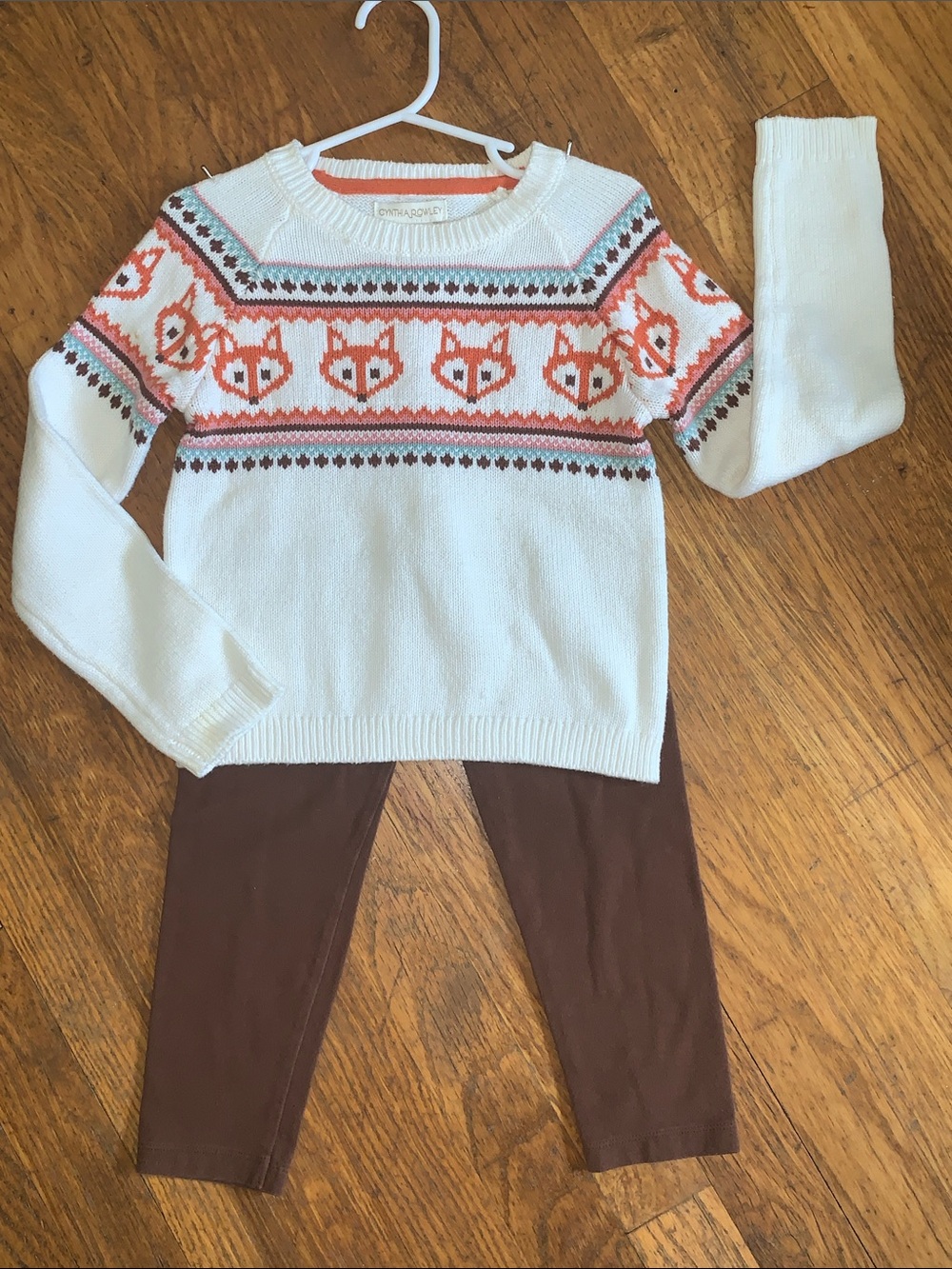 Girls Sz 5 Cynthia Rowley Fox sweater & Carters Sz 5 stretch leggings to match